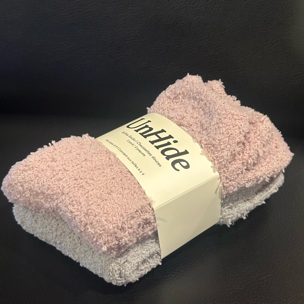 NWT UnHide / Softie Sock 2x pack / grey & pink / fits sizes 6-9 / new with tags!